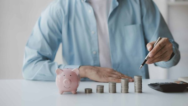 Décryptage financier : clés pour un avenir stable